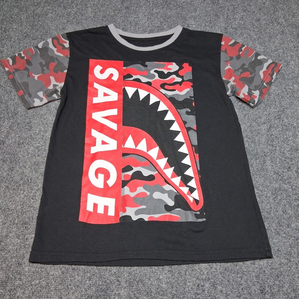Fresh Laundry - Graphic "SAVAGE" T-Shirt Youth Large Red and Gray Camouflage‎